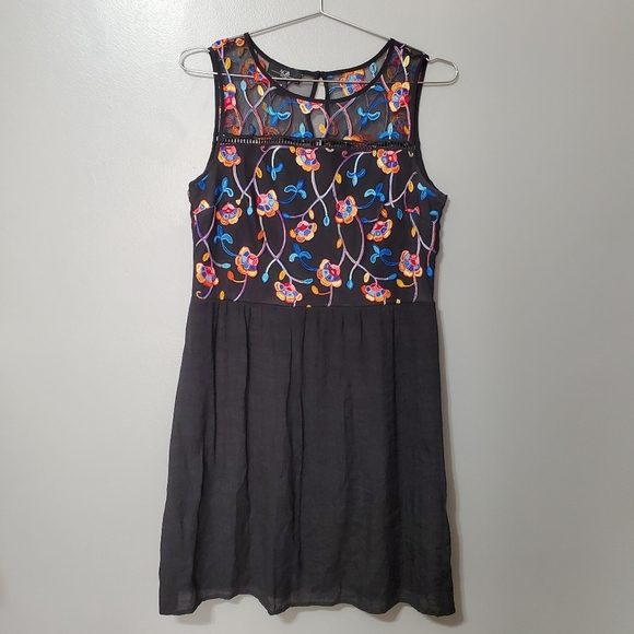 AGB Dresses & Skirts - AGB Black Midi Dress with Multicolor Embroidered Floral Design Size 14
